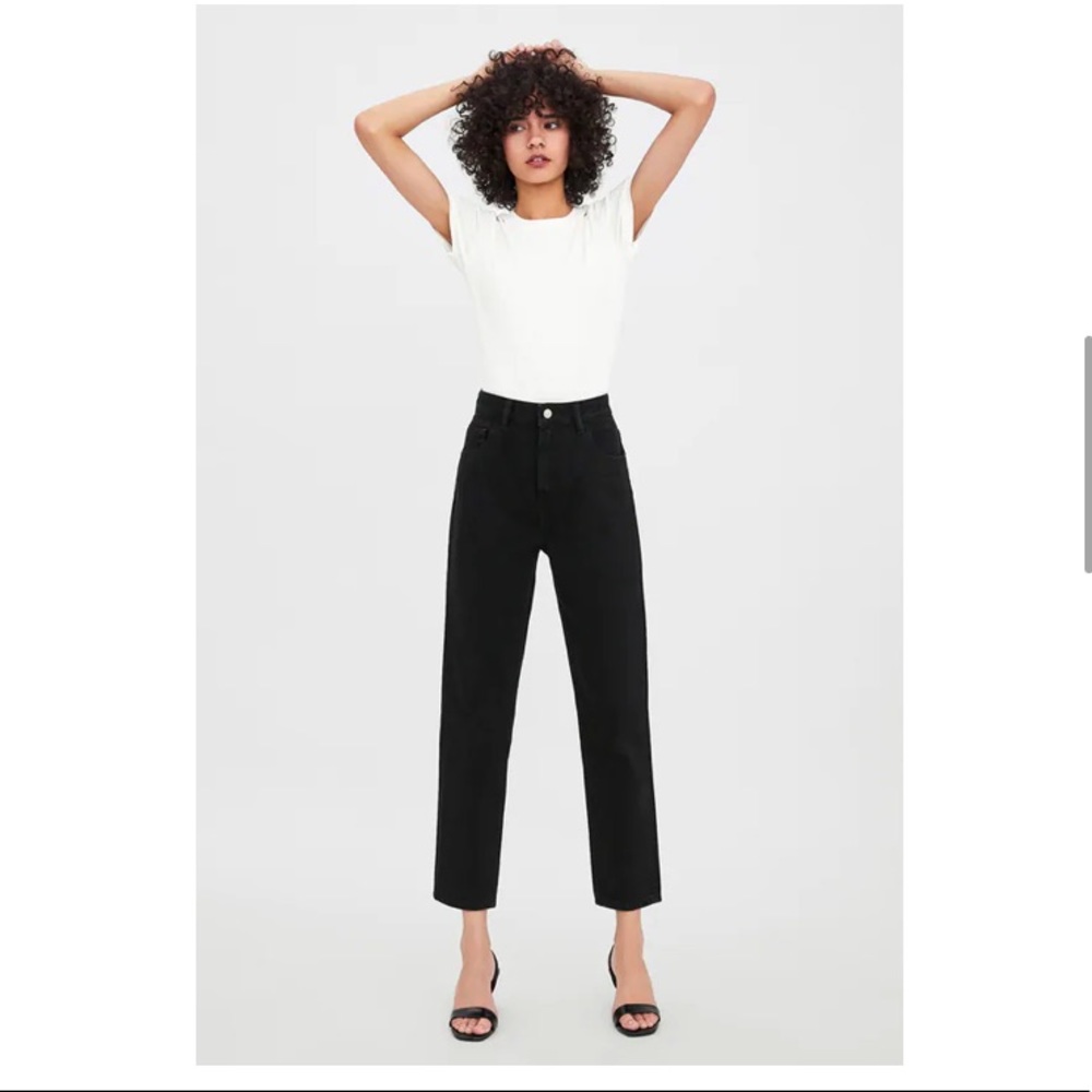 Zara Mom Fit Jeans - Size US 2, 34 EU